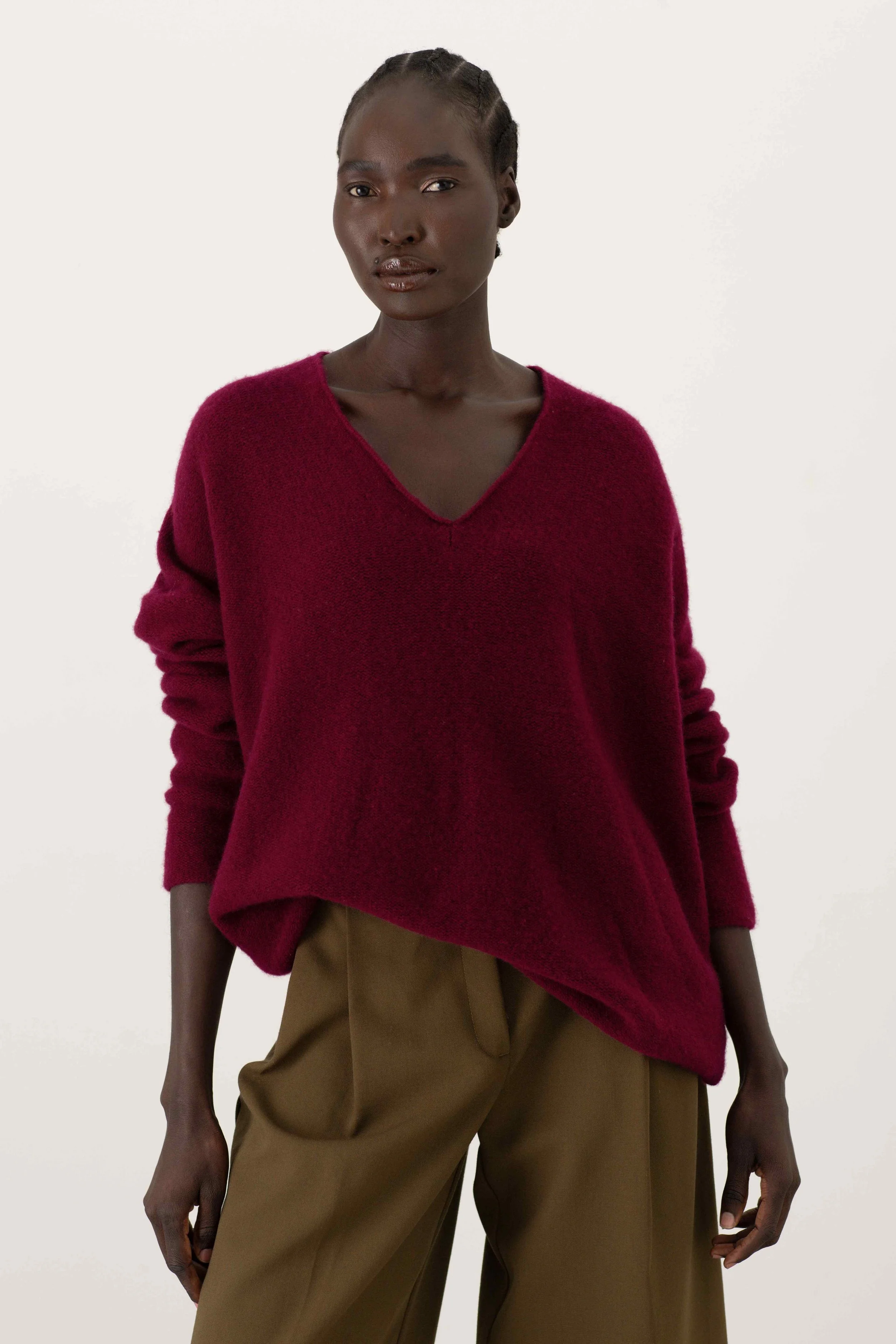 Ger Boatneck Cashmere Sweater in Charcoal & Grey